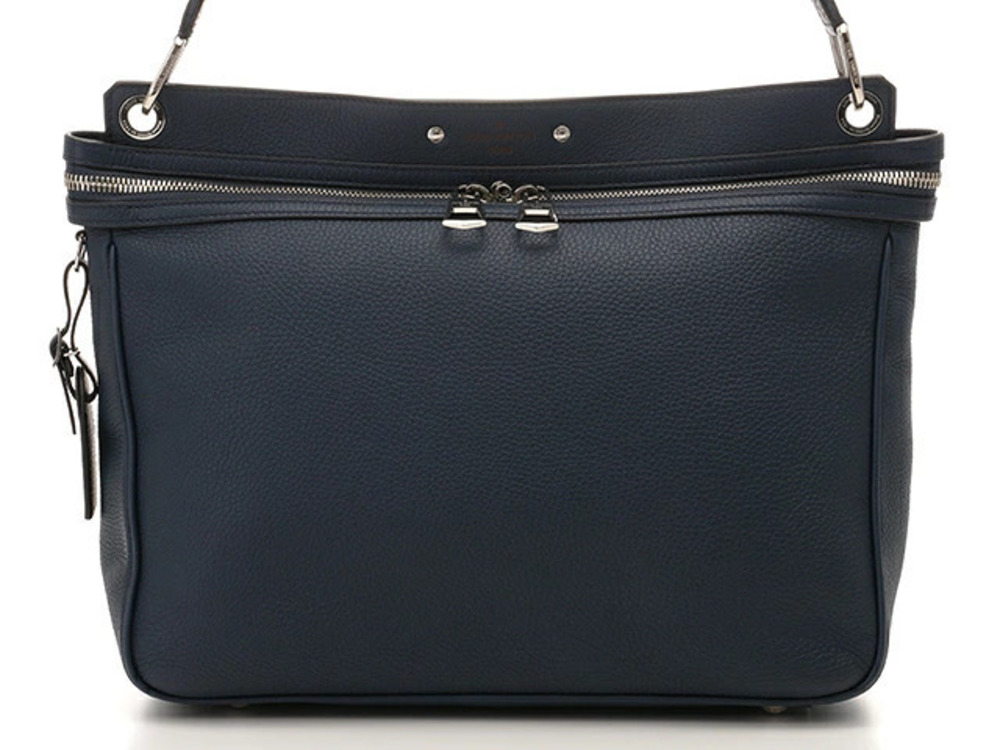 LOUIS VUITTON Armand Messenger Taurillon Clemence Marine Blue